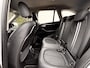 BMW X1 sDrive18i | Handbak | Uniek | PearlWeiss | Leer | Nav | All-black! | Privacy glass