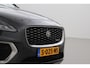Jaguar E-Pace P300e AWD R-Dynamic SE | Trekhaak | ACC | Getint Glas | Camera | Leder