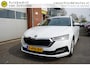 Skoda Octavia Combi 1.0 TSI BUSINESS EDITION ORIGINEEL NL DEALER ONDERHOUDEN CAMERA VIRTUEEL COCKPIT ANDROID/APPLECARPLAY NAVI STOELVERWARMING ELECTR.KLEP 17INCH FULL LED ECC AIRCO CRUISECONTROL PDC V+A ENZ...