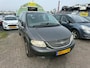 Chrysler Grand Voyager 3.3i V6 SE Luxe automaat ! inruil voertuig zo mee !