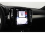 Volvo XC40 B3 Ultra Black Edition | Panoramadak | ACC | Trekhaak | 360° Camera | Stoel+Stuurverwarming
