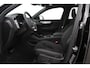 Volvo XC40 B3 Ultra Black Edition | Panoramadak | ACC | Trekhaak | 360° Camera | Stoel+Stuurverwarming