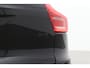 Volvo XC40 B3 Ultra Black Edition | Panoramadak | ACC | Trekhaak | 360° Camera | Stoel+Stuurverwarming