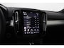 Volvo XC40 B3 Ultra Black Edition | Panoramadak | Trekhaak | 360 Camera | ACC | Harman/Kardon | Stoel+Stuurverwarming | 20 Inch