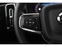 Volvo XC40 B3 Ultra Black Edition | Panoramadak | Trekhaak | 360 Camera | ACC | Harman/Kardon | Stoel+Stuurverwarming | 20 Inch