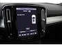 Volvo XC40 B3 Ultra Black Edition | Panoramadak | Trekhaak | 360 Camera | ACC | Harman/Kardon | Stoel+Stuurverwarming | 20 Inch