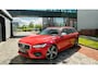 Volvo V90 T4 210pk Business Sport / 21'' / Head-Up / Adapt. Cruise / BLIS / Elektr. Stoelen / DAB / Panoramadak / Polestar / Lederen Dashboard / Flippers / Harman&Kardon Audio /