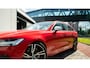 Volvo V90 T4 210pk Business Sport / 21'' / Head-Up / Adapt. Cruise / BLIS / Elektr. Stoelen / DAB / Panoramadak / Polestar / Lederen Dashboard / Flippers / Harman&Kardon Audio /