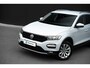 Volkswagen T-Roc 1.0 TSI Style | Navi | Apple Carplay | Trekhaak |