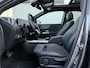 Mercedes-Benz GLA 200 Luxury Line | Trekhaak | Pano | Ambient Light | Camera | 18 inch