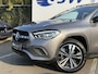 Mercedes-Benz GLA 200 Luxury Line | Trekhaak | Pano | Ambient Light | Camera | 18 inch