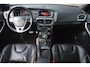 Volvo V40 T3 Polar+ R-Design | Panoramadak | Harman/Kardon | Trekhaak | Camera | Trekhaak | Keyless Entry |