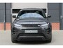 Land Rover Range Rover Evoque 1.5 P270e PHEV AWD Dynamic SE - LET OP: 5 jaar fabrieksgarantie vanaf 2 sept/2025 tot 150.000 km Black Pack - Panoramadak - 20 inch Speciale kleur: Carpation Grey - 360 camera - Stoelverwarming achter