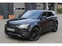 Land Rover Range Rover Evoque 1.5 P270e PHEV AWD Dynamic SE 5 jaar fabrieksgarantie vanaf 2 sept/2025 tot 150.000 km Black Pack - Panoramadak - 20 inch Speciale kleur: Carpation Grey