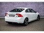 Volvo S60 1.5 T3 Nordic+ | Lederen Bekleding | Trekhaak | Xenon | 18" | Standkachel | Stoelverwarming | Parkeer Camera | Navigatie |