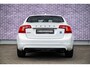 Volvo S60 1.5 T3 Nordic+ | Lederen Bekleding | Trekhaak | Xenon | 18" | Standkachel | Stoelverwarming | Parkeer Camera | Navigatie |
