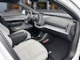 Volvo EX30 Single Motor Extended Range Ultra 69 kWh | Mist wool blend bekleding | Stoel/stuurverwarming | Getint glas | 360 Camera | Elektrische stoelen | Panoramadak | Harman Kardon