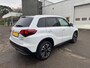 Suzuki Vitara 1.4 BOOSTERJET STYLE SMART HYBRID Open dak | Alcantara | Keyless | Dodehoeksensoren