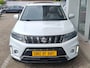 Suzuki Vitara 1.4 BOOSTERJET STYLE SMART HYBRID Open dak | Alcantara | Keyless | Dodehoeksensoren