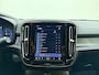 Volvo XC40 Extended Range Plus / 20'' / Nubuck incl. Fjord Blue Tapijt / Trekhaak / Stoel + Stuurw. Verwarming / PDC + Camera / Getint Glas /