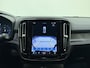 Volvo XC40 Extended Range Plus / 20'' / Nubuck incl. Fjord Blue Tapijt / Trekhaak / Stoel + Stuurw. Verwarming / PDC + Camera / Getint Glas /