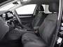 Volkswagen Golf 1.0 eTSI Life | Camera | Massage | Carplay | Adaptive cruise | Memory | Navigatie | Sfeerverlichting | Side Assist | File Assistent | Climate control | Park Assist | Getint glas