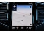 Volvo XC90 T8 Recharge AWD R-Design - Panorama/schuifdak - IntelliSafe Assist & Surround - Harman/Kardon audio - Adaptieve LED koplampen - Elektr. bedienb. voorstoelen met geheugen - Parkeercamera achter - Verwarmde voorstoelen & stuur - Head up display - Climate-Control 4-zone - Parkeersensoren voor & achter - Draadloze tel. lader - Extra getint glas - Standkachel - 22' LMV