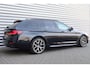 BMW 5-Serie Touring 530e 292PK BUSINESS EDITION PLUS M-SPORT AUTOMAAT / NAVI / LEDER / FULL-LED / CLIMA / PDC / 19" LMV / CAMERA / KEYLESS / WINTERPAKKET / CRUISECONTROL / NIEUWSTAAT !!