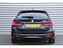 BMW 5-Serie Touring 530e 292PK BUSINESS EDITION PLUS M-SPORT AUTOMAAT / NAVI / LEDER / FULL-LED / CLIMA / PDC / 19" LMV / CAMERA / KEYLESS / WINTERPAKKET / CRUISECONTROL / NIEUWSTAAT !!