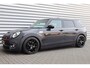 MINI Clubman Mini 2.0 COOPER S 192PK JOHN COOPER WORKS AUTOMAAT / NAVI / LEDER / CLIMA / LED / PDC / 18" LMV / CAMERA / KEYLESS / PANO. DAK / WINTERPAKKET / UNIEK !!