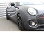 MINI Clubman Mini 2.0 COOPER S 192PK JOHN COOPER WORKS AUTOMAAT / NAVI / LEDER / CLIMA / LED / PDC / 18" LMV / CAMERA / KEYLESS / PANO. DAK / WINTERPAKKET / UNIEK !!