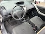 Toyota Yaris 1.3 VVTi Comfort | Airco | All-season | Trekhaak | Radio |