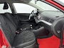 Kia Picanto 1.0 CVVT BusinessLine | ACTIE! | Stoel + stuurverwarming | Two tone | Lm-wielen | Airco |