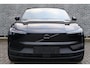 Volvo EX30 Single Motor Ext Range Plus Black Ed Europa 69 kWh Adaptieve Cruise Control | 20" Lichtmetalen velgen | Parkeersensoren voor + achter | Stoelverwarming | Verwarmd stuurwiel | Elektr. verstelbare voorstoelen | Google Service | Harman Kardon Audio | Parkeercamera