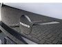 Volvo EX30 Single Motor Ext Range Plus Black Ed Europa 69 kWh Adaptieve Cruise Control | 20" Lichtmetalen velgen | Parkeersensoren voor + achter | Stoelverwarming | Verwarmd stuurwiel | Elektr. verstelbare voorstoelen | Google Service | Harman Kardon Audio | Parkeercamera