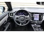 Volvo S90 T8 AWD R-Design | Luchtvering | Schuif/kantel-dak | Gelaagd Glas | 360 Camera | Elektr. trekhaak |