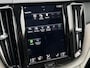 Volvo XC60 2.0 T8 Twin Engine AWD Inscription | Trekhaak | Adaptieve Cruise | Head Up | Panoramadak | BLIS | Keyless Entry | Parkeer Camera | Power Seats |