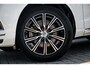 Volvo XC60 2.0 T8 Twin Engine AWD Inscription | Trekhaak | Nappaleder | Stoelventilatie | Panoramadak | Head-up Display | Achteruitrijcamera | Parkeersensoren | Keyless Entry | Elektrische Achterklep | Elektrisch Verstelbare Voorstoelen | Cruise Control Adaptief | BLIS | Navigatie | Keyless Entry | Parkeer Camera | Power Seats |