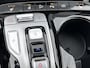 Hyundai Tucson 1.6 T-GDI PHEV Comfort Smart 4WD Automaat / Fabrieksgarantie tot 11-2027 / Dealer onderhouden / Weinig km / EAER 62 km / Elektrische klep / 1.350 kg trekgewicht / Adaptieve CC / Navigatie / Apple Carplay Android / 19" LM wielen /