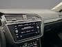 Volkswagen Tiguan Elegance 1.4 TSI eHybrid 245pk DSG Automaat Trekhaak, Head up display, Adaptive cruise control, LED matrix koplampen, Elektrische achterklep