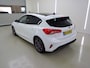 Ford Focus 1.0 EcoBoost 155PKHybrid ST Line X Business+adap-Cruise+Led+Navigatie+Pano-dak+vitrual+Camera+17"lmv = NL/1 EIG = TOP !