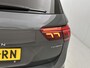 Volkswagen Tiguan 1.4 TSI eHybrid R-Line | 245 PK Automaat | SoH 91% | Black Style | 360* Camera | Trekhaak | 20' Inch | Panorama Dak | Navigatie PRO (Groot Scherm) | Digital Cockpit PRO | Keyless | Stoelverwarming