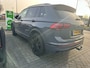Volkswagen Tiguan 1.4 TSI eHybrid R-Line | 245 PK Automaat | SoH 91% | Black Style | 360* Camera | Trekhaak | 20' Inch | Panorama Dak | Navigatie PRO (Groot Scherm) | Digital Cockpit PRO | Keyless | Stoelverwarming