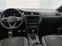 Volkswagen Tiguan 1.4 TSI eHybrid R-Line | 245 PK Automaat | SoH 91% | Black Style | 360* Camera | Trekhaak | 20' Inch | Panorama Dak | Navigatie PRO (Groot Scherm) | Digital Cockpit PRO | Keyless | Stoelverwarming
