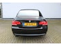 BMW 3-Serie Cabrio 330i | 3.0L 6 Cilinder 272 Pk | Elektrisch verstelbare stoelen | Parkeersensoren achter | Stoelverwarming | Climate controle | Navigatie | Lederen bekleding |