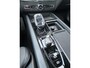 Volvo XC60 2.0 T6 Plug-in hybrid AWD Plus Black Edition 360 Camera / Extra getint glas / Elektrische stoelverst. / Harman Kardon Audio / Stoel- (v+a) en stuurverw. / New display