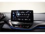 Volkswagen ID.4 KK 77 kWh First Pro 3-Fase [ Trekhaak LED Navi Camera Apple/Android Stoelverwarming ]
