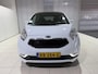 Kia Venga 1.4 CVVT Summer Edition Trekhaak, All Season banden, glazen panorama-dak, Navigatie, Camera.