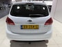 Kia Venga 1.4 CVVT Summer Edition Trekhaak, All Season banden, glazen panorama-dak, Navigatie, Camera.