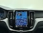 Volvo XC60 T6 355pk hybrid AWD Plus Bright / Panoramisch / H&K audio / Trekhaak / Stoel&Stuur verwarming / Volvo On Call / Google navigatie.